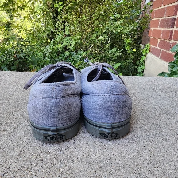 Vans Gray Low-Top Sneakers Classic Grey Canvas Design - Picture 5 of 8